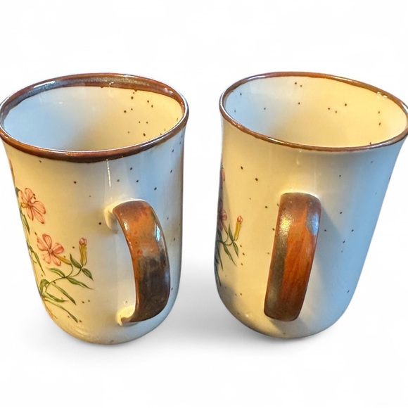 Vintage Set of Wild Pink No. 101 Japan Floral Mugs - Picture 4 of 11